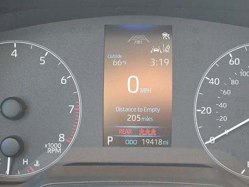 Used 2025 Toyota Corolla LE image 11