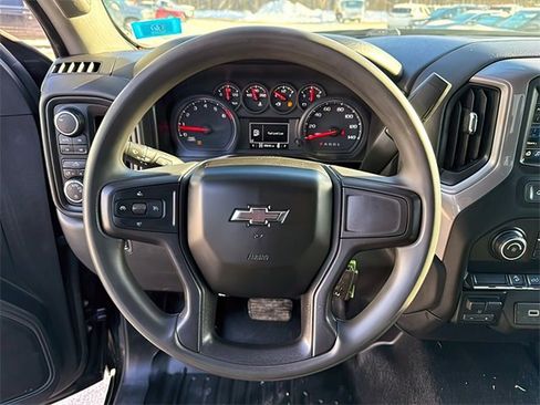 Used 2019 Chevrolet Silverado 1500 Custom Trail Boss w/ Custom Convenience Package image 22