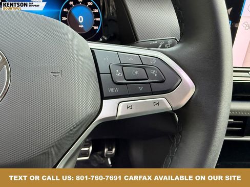 Used 2025 Volkswagen Atlas Peak Edition SE image 19