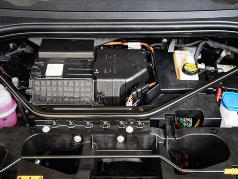 Used 2024 Volkswagen ID.4 S image 34