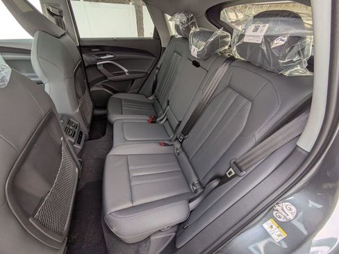 New 2025 Audi Q5 Premium Plus image 19