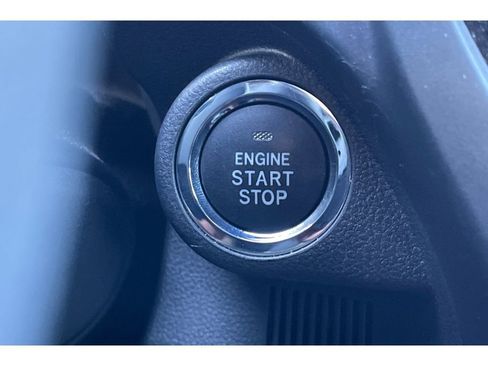 Used 2025 Subaru Forester Touring image 32