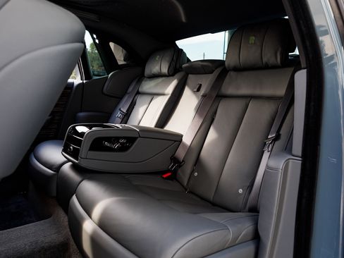 Certified 2023 Rolls-Royce Phantom Sedan w/ The Phantom Package image 35