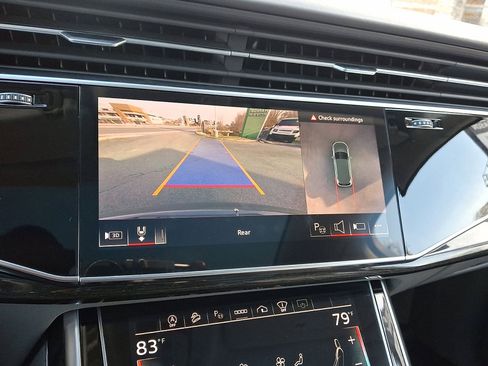 Used 2024 Audi Q7 3.0T Prestige image 24