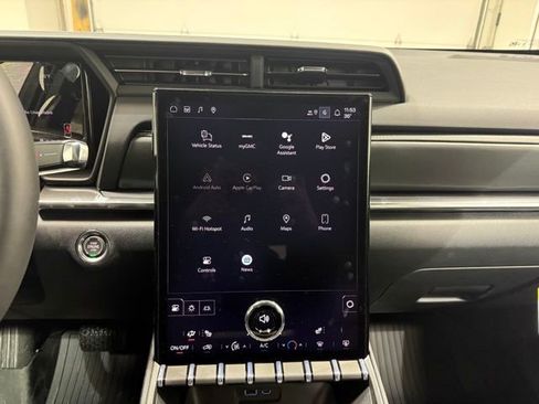 New 2026 GMC Terrain Elevation w/ LPO, Floor Liner Package image 16