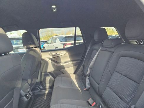 New 2026 Chevrolet Equinox LT w/ LPO, Floor Liner Package FWD image 21