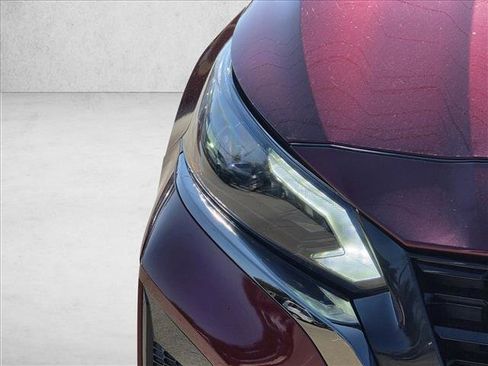 Used 2024 Nissan Altima 2.5 SR image 10