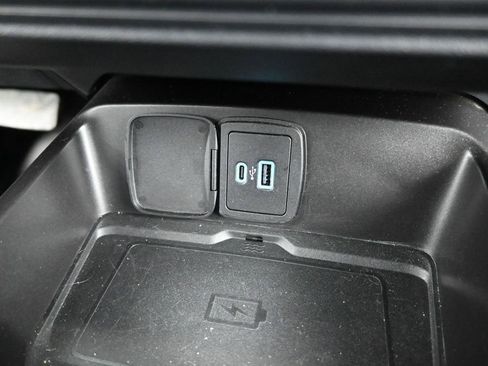 Used 2022 Ford Bronco Wildtrak image 32