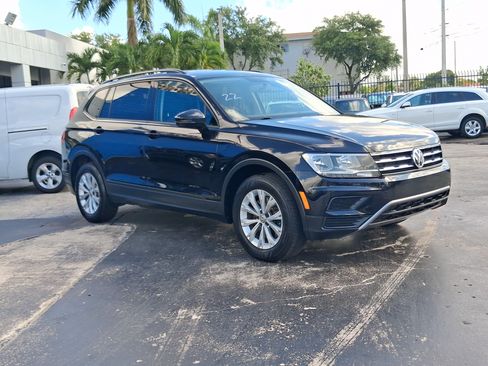 Used 2018 Volkswagen Tiguan S FWD image 4