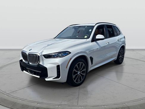 Used 2026 BMW X5 xDrive40i AWD/4WD image 4