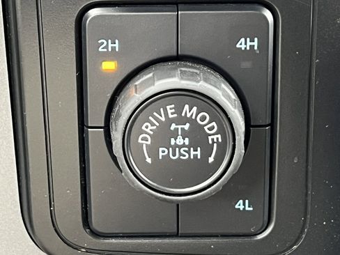 Certified 2024 Ford F150 XLT w/ Mobile Office Package image 30