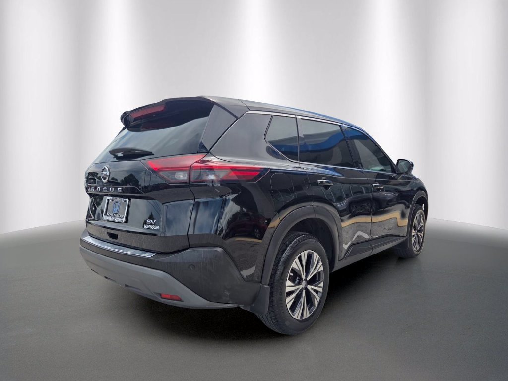 Used 2021 Nissan Rogue SV FWD image 3
