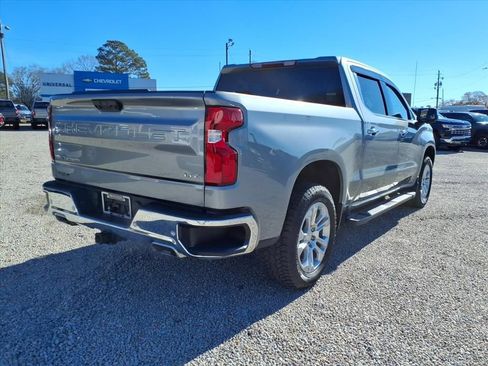 Used 2024 Chevrolet Silverado 1500 LTZ w/ Z71 Off-Road Package image 9