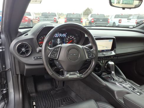 Used 2022 Chevrolet Camaro LT w/ RS Package image 14