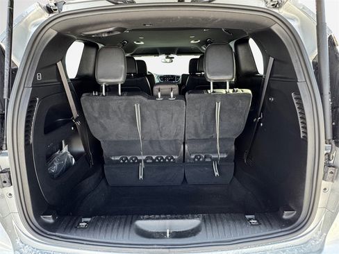 Certified 2022 Chrysler Pacifica Touring-L w/ S Appearance Package image 34