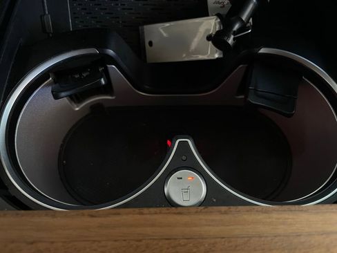 Used 2025 Mercedes-Benz G 550 image 42