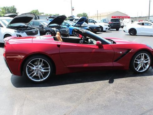 Used 2015 Chevrolet Corvette Stingray Convertible w/ 2LT Preferred Equipment Group RWD image 14