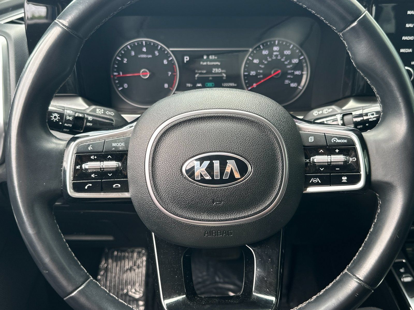 Used 2021 Kia Sorento SX AWD/4WD image 22