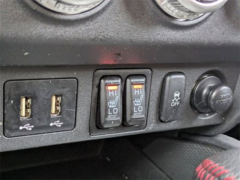 Used 2025 Mitsubishi Outlander Sport LE image 23