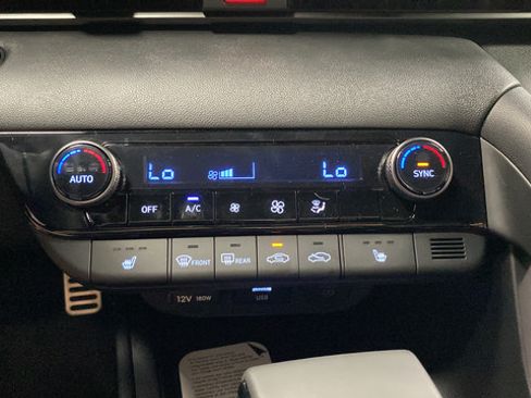 New 2026 Hyundai Elantra SEL Sport FWD image 18