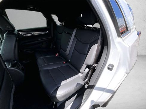Used 2020 Cadillac XT5 Luxury image 27