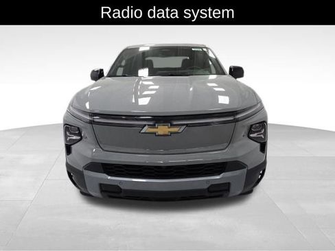 New 2026 Chevrolet Silverado EV LT image 9