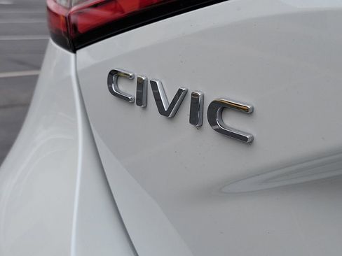Certified 2023 Honda Civic EX-L image 8