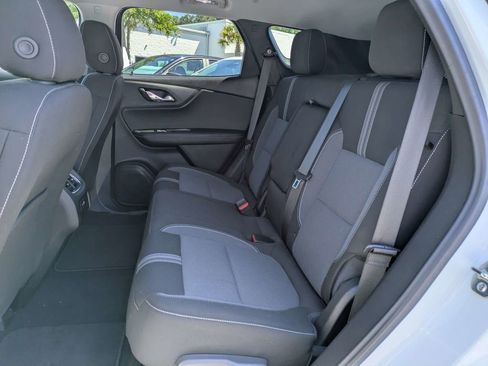 Used 2025 Chevrolet Blazer LT FWD image 14