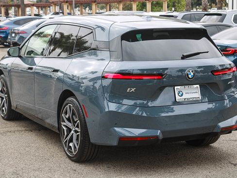Certified 2026 BMW iX xDrive45 AWD/4WD image 4