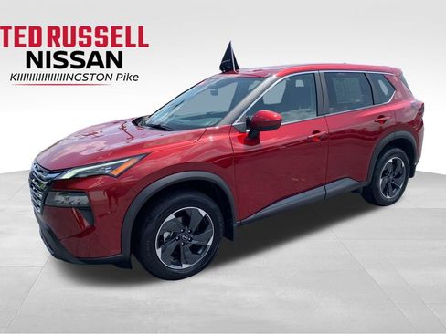 Used 2025 Nissan Rogue SV FWD image 1