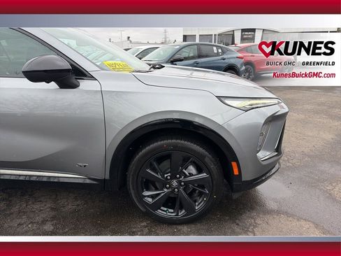 New 2026 Buick Envision Sport Touring image 14