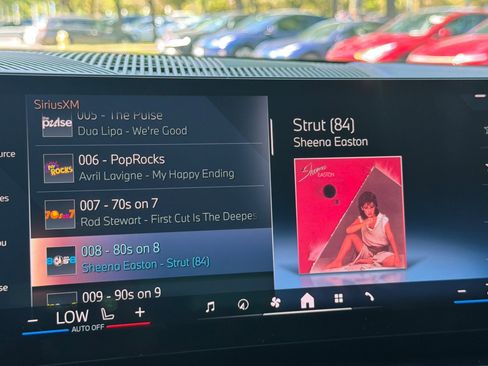 Used 2024 BMW 530i image 24