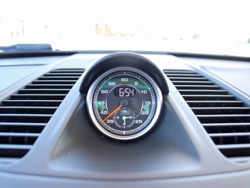 Used 2013 Porsche 911 Carrera 4S AWD/4WD image 32