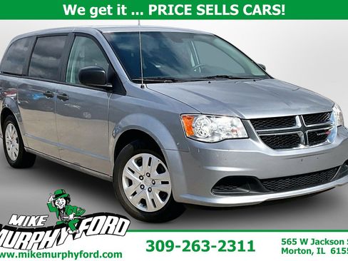 Used 2020 Dodge Grand Caravan SE w/ UConnect Hands-Free Group image 1