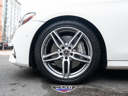Used 2018 Mercedes-Benz E 300 w/ Premium 1 Package image 9