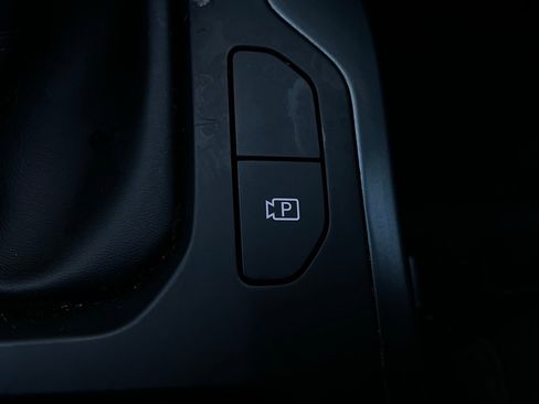 Used 2025 Kia K4 LXS image 23