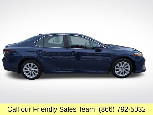 Used 2023 Toyota Camry LE image 6