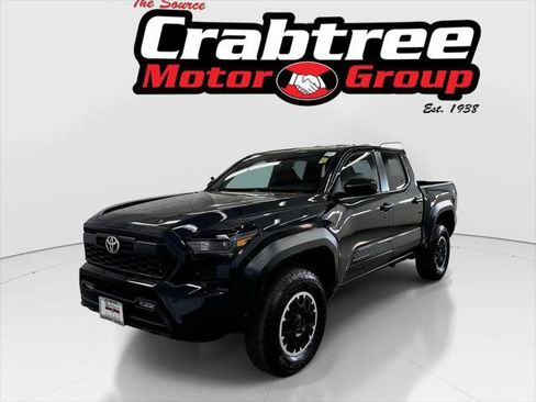 Certified 2024 Toyota Tacoma TRD Off-Road AWD/4WD image 1