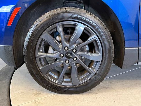 Used 2022 Chevrolet Equinox RS w/ Infotainment Package AWD/4WD image 25