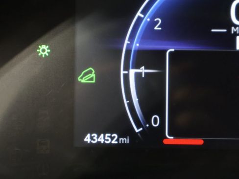 Certified 2024 Toyota Grand Highlander XLE image 40