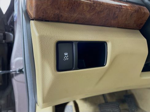 Used 2012 Honda Accord EX-L image 10