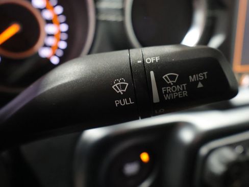 Used 2022 Jeep Gladiator Overland w/ Popular Equipment Package AWD/4WD image 41