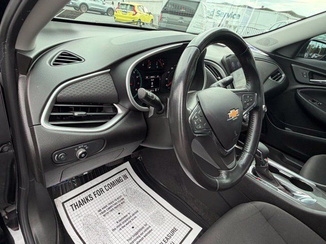 Used 2021 Chevrolet Malibu RS FWD image 30