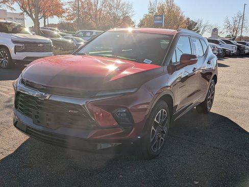 Used 2025 Chevrolet Blazer RS image 5