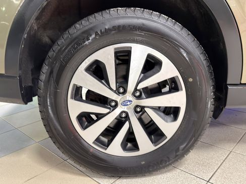 Used 2021 Subaru Outback Premium image 63