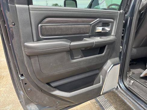 New 2026 RAM 2500 Laramie AWD/4WD image 22