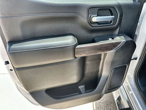 Used 2021 GMC Sierra 1500 SLT RWD image 15