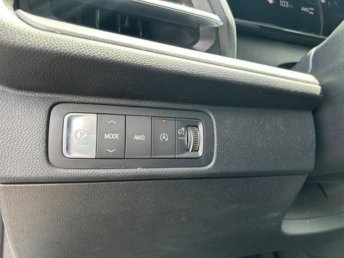 Used 2025 Chevrolet Traverse LT w/ Sun and Wheel Package AWD/4WD image 20