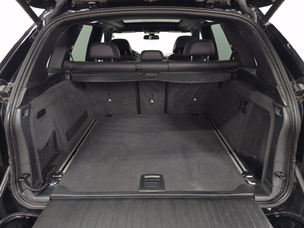 Used 2017 BMW X5 xDrive50i AWD/4WD image 9