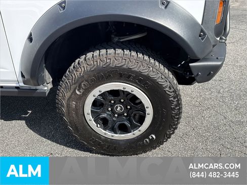 Used 2024 Ford Bronco Badlands w/ Sasquatch Package AWD/4WD image 15
